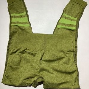 Buffbunny Scrunch Leggings